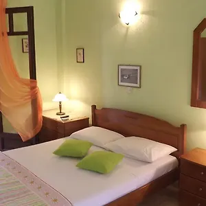 Appartement Pefka &